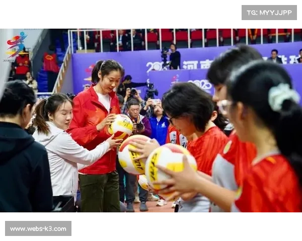 豫排联赛赛场迎来U12表演赛,“小小朱婷”亮相引关注 豫排联赛赛场迎来U12表演赛,“小小朱婷”亮相引关注